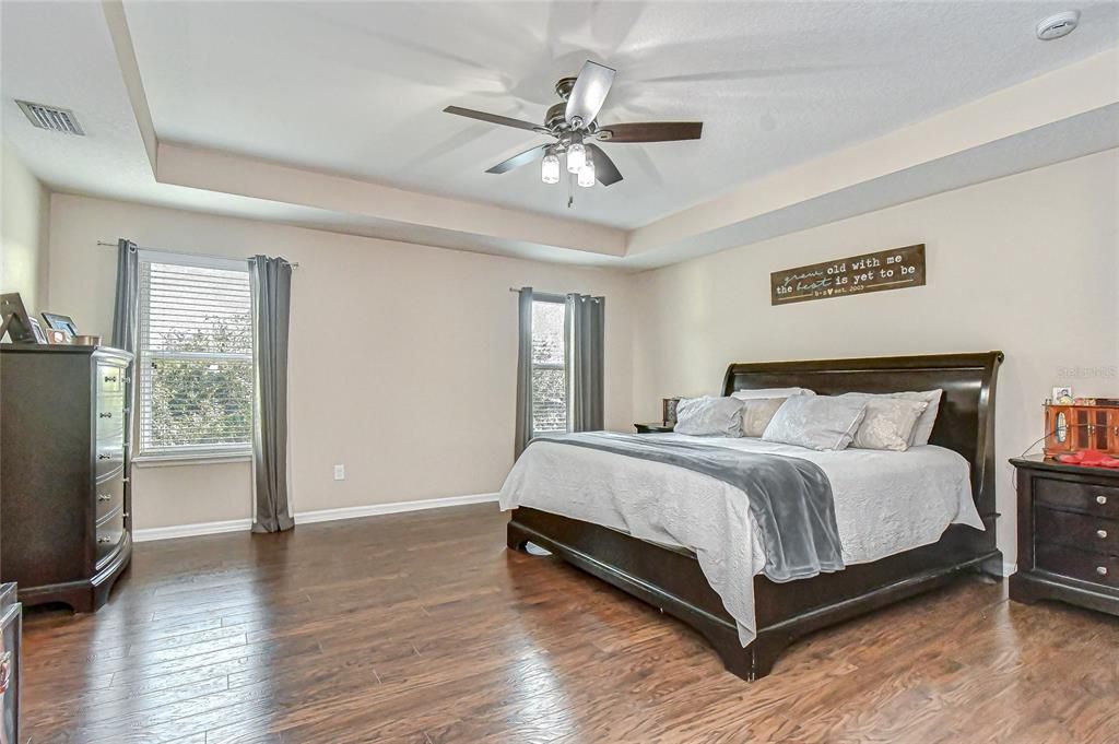 На продажу: $499,000 (5 спален, 4 ванн, 3737 Квадратных фут)