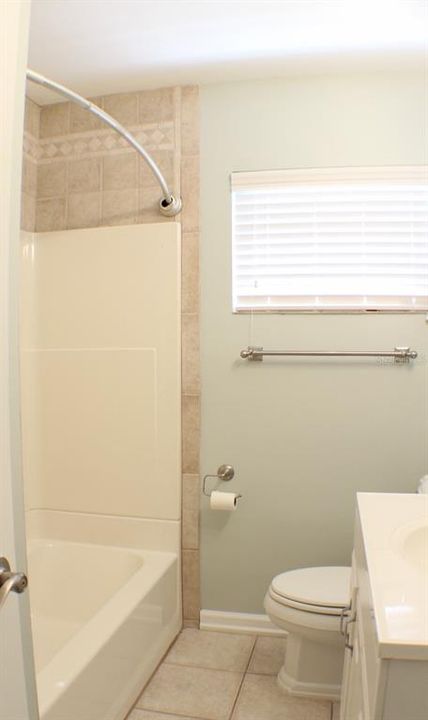 En Venta: $459,000 (4 camas, 2 baños, 1599 Pies cuadrados)