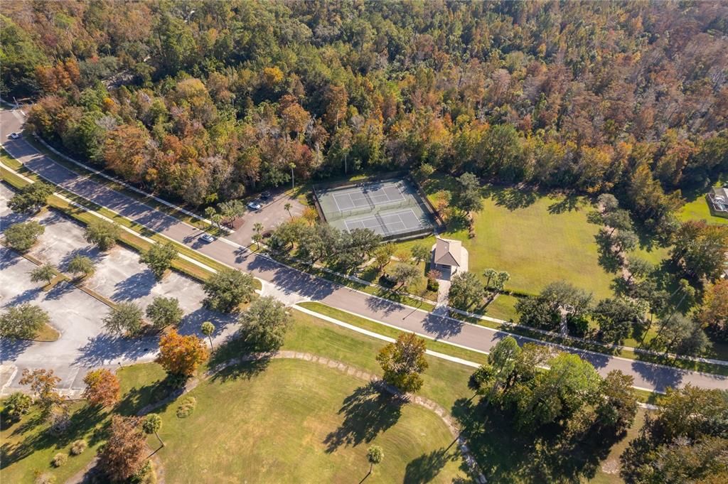 待售: $825,000 (4 贝兹, 3 浴室, 2741 平方英尺)