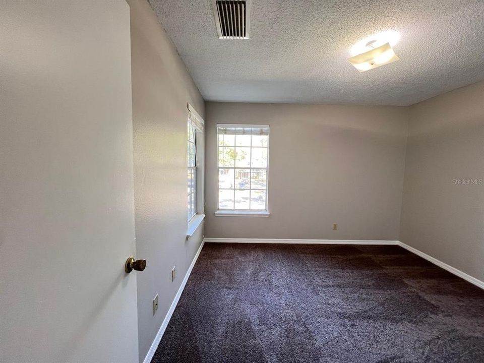 В аренду: $1,350 (1 спален, 1 ванн, 566 Квадратных фут)