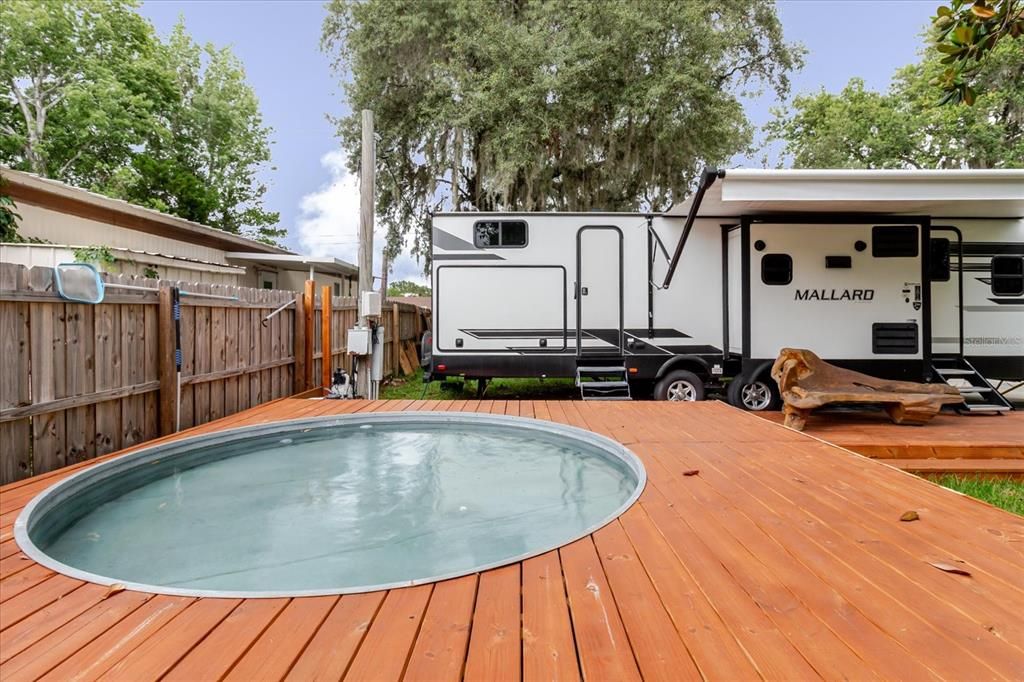 На продажу: $169,995 (1 спален, 1 ванн, 400 Квадратных фут)