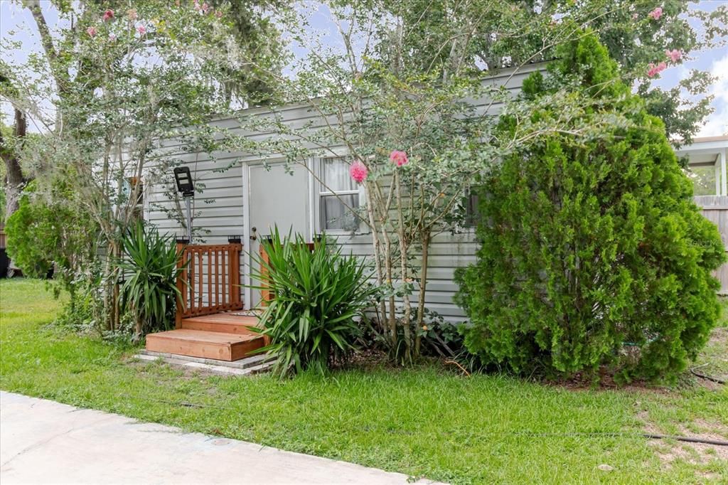 На продажу: $169,995 (1 спален, 1 ванн, 400 Квадратных фут)