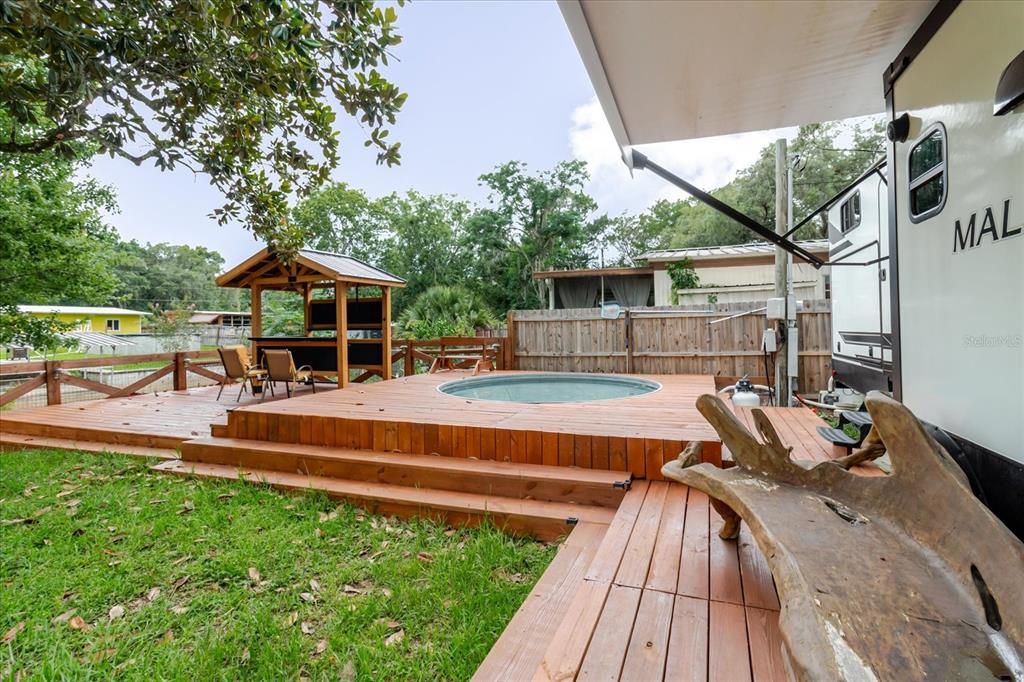 На продажу: $169,995 (1 спален, 1 ванн, 400 Квадратных фут)