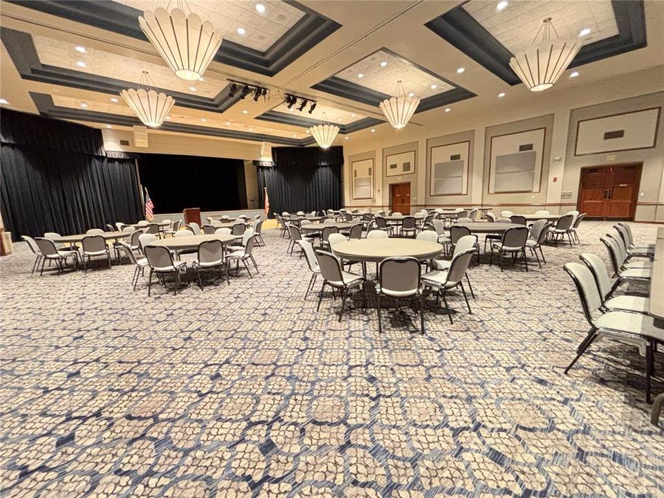 待售: $270,000 (2 贝兹, 2 浴室, 1658 平方英尺)