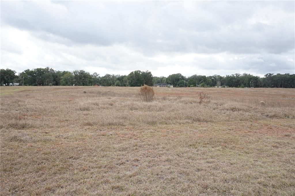 待售: $245,000 (10.41 acres)