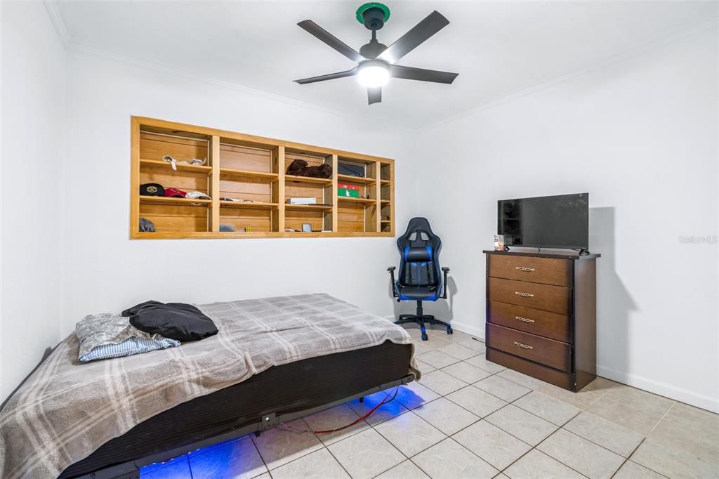 For Sale: $424,900 (4 beds, 5 baths, 2368 Square Feet)