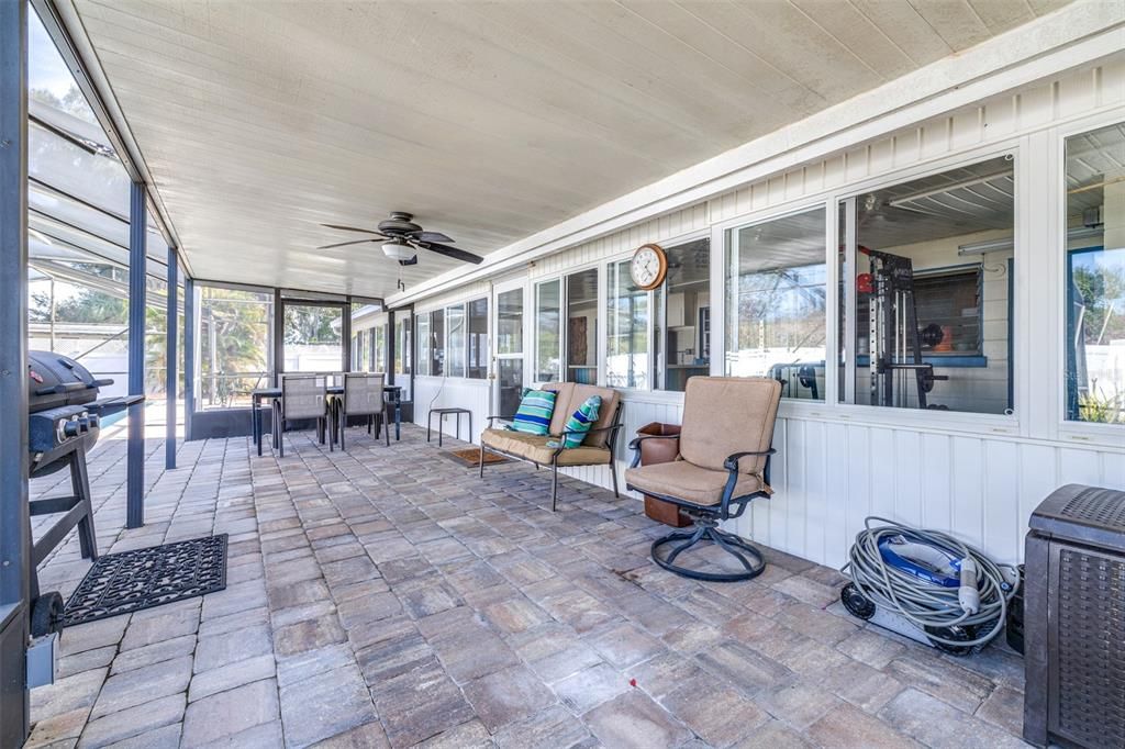 For Sale: $424,900 (4 beds, 5 baths, 2368 Square Feet)