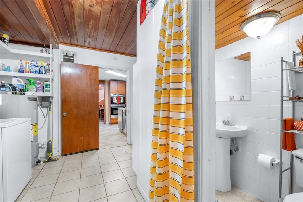 For Sale: $424,900 (4 beds, 5 baths, 2368 Square Feet)