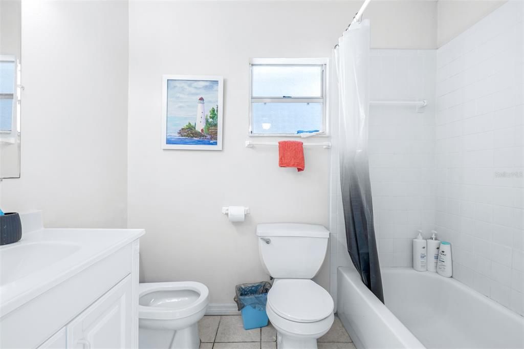 For Sale: $424,900 (4 beds, 5 baths, 2368 Square Feet)