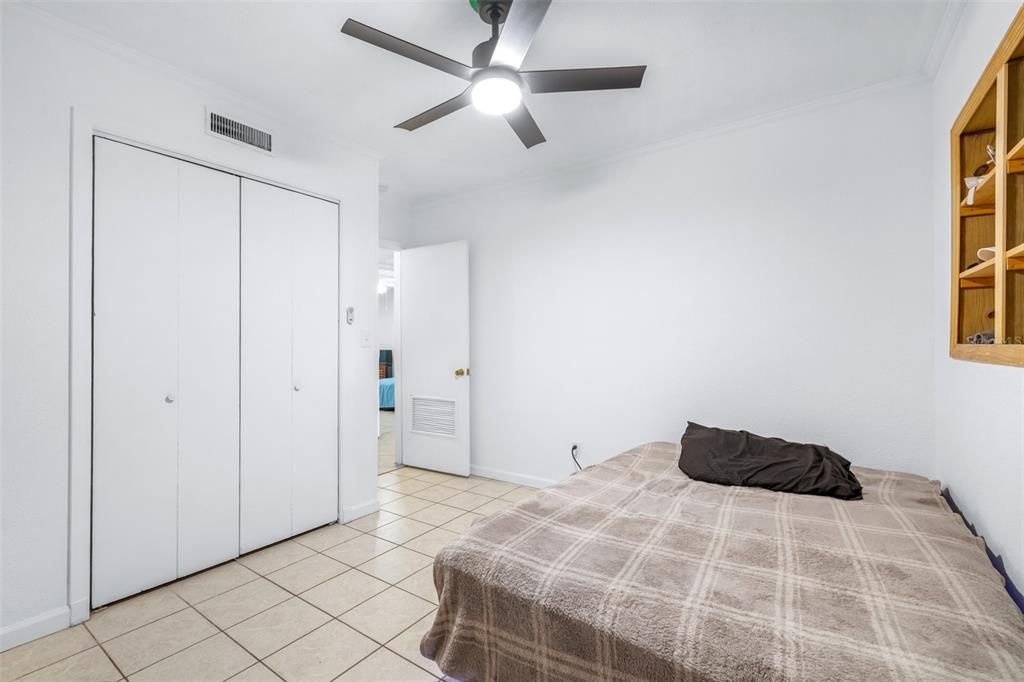 For Sale: $424,900 (4 beds, 5 baths, 2368 Square Feet)