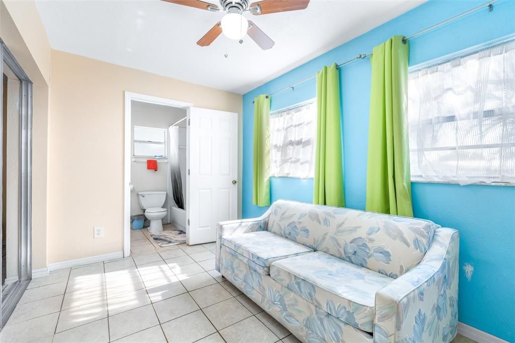 For Sale: $424,900 (4 beds, 5 baths, 2368 Square Feet)