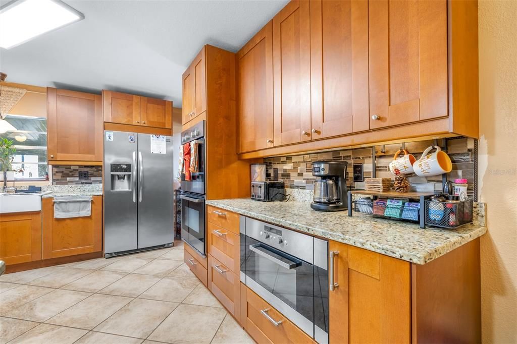 For Sale: $424,900 (4 beds, 5 baths, 2368 Square Feet)