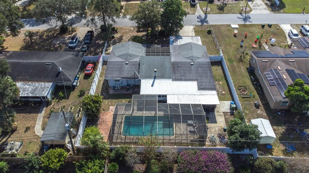 For Sale: $424,900 (4 beds, 5 baths, 2368 Square Feet)