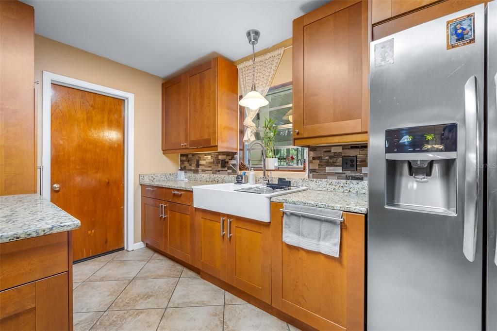 For Sale: $424,900 (4 beds, 5 baths, 2368 Square Feet)