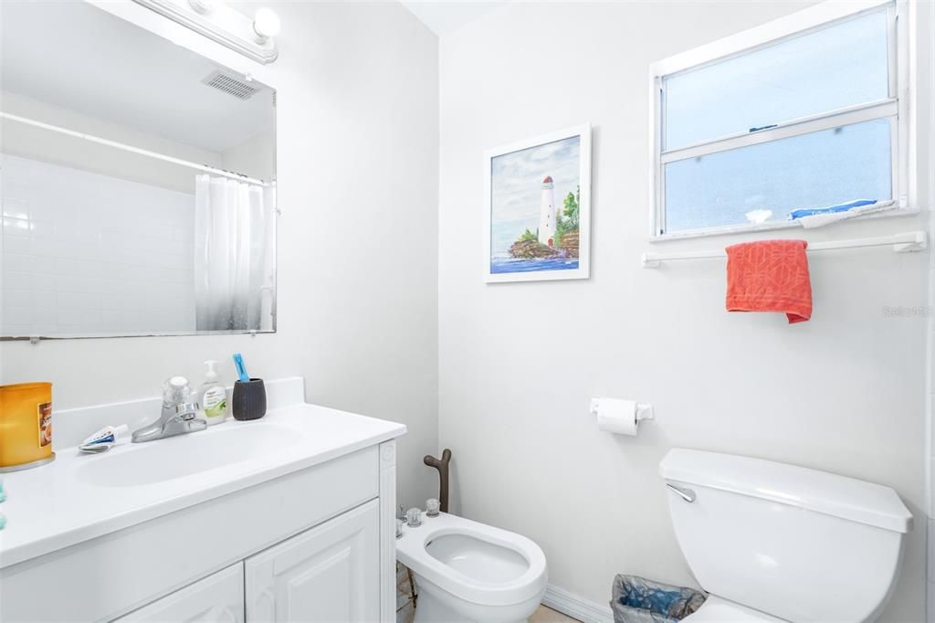 For Sale: $424,900 (4 beds, 5 baths, 2368 Square Feet)