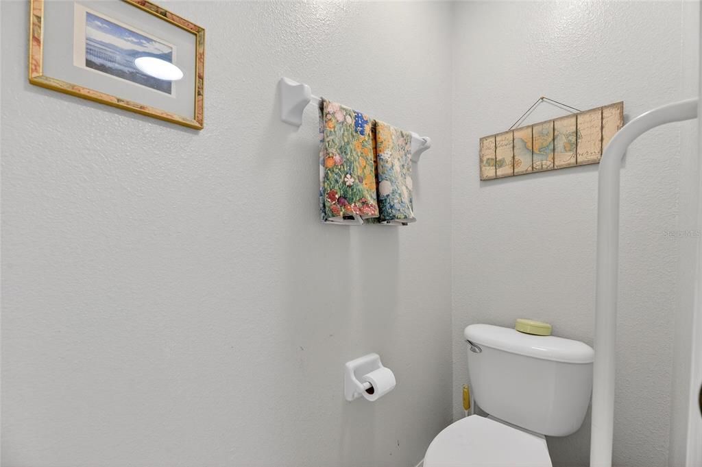 En Venta: $175,000 (2 camas, 2 baños, 1559 Pies cuadrados)