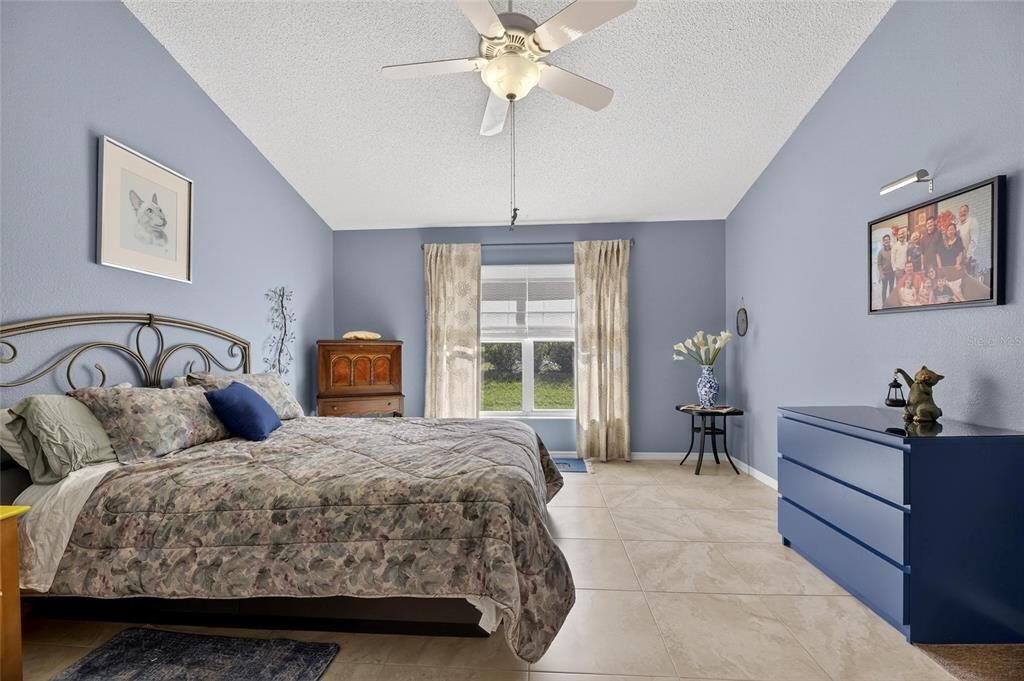 En Venta: $175,000 (2 camas, 2 baños, 1559 Pies cuadrados)