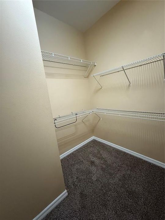 For Rent: $2,500 (3 beds, 2 baths, 1588 Square Feet)