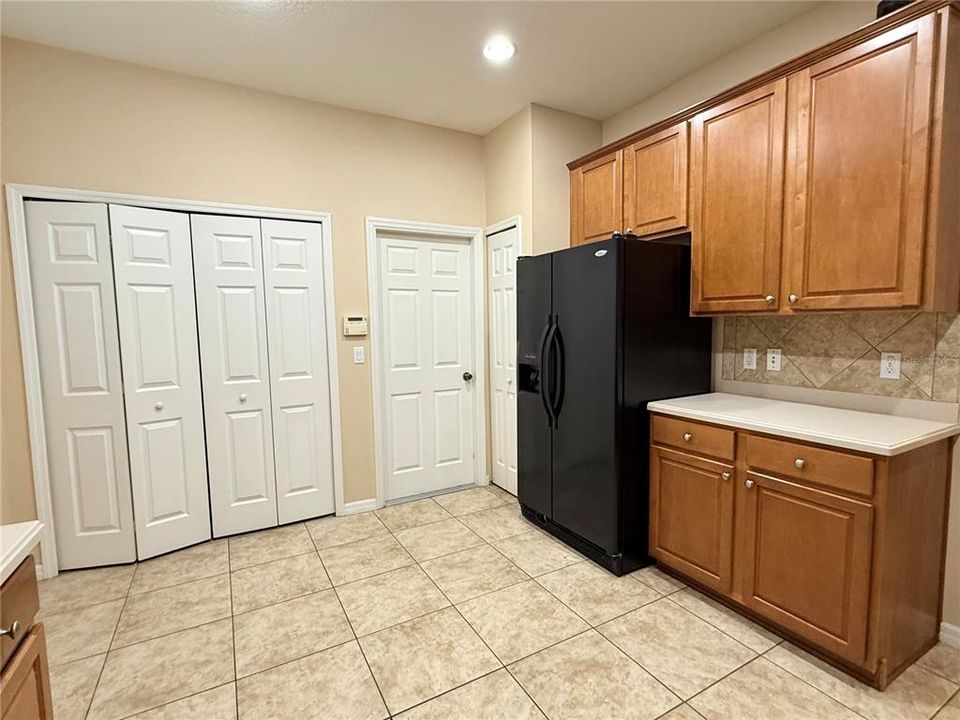For Rent: $2,500 (3 beds, 2 baths, 1588 Square Feet)
