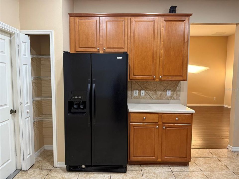 For Rent: $2,500 (3 beds, 2 baths, 1588 Square Feet)