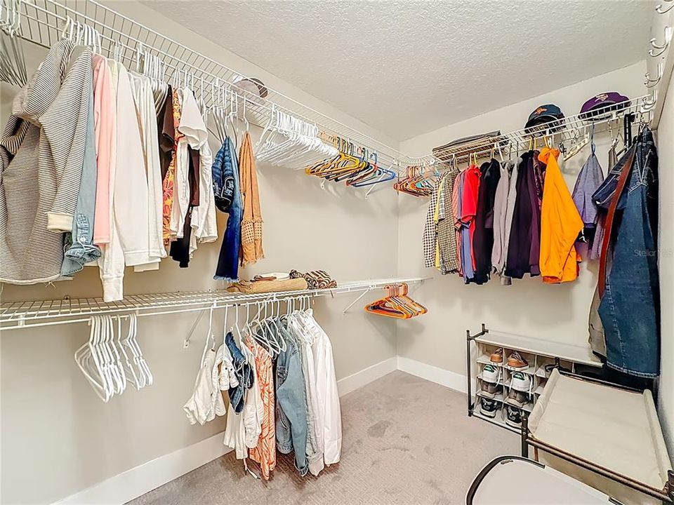 En Venta: $299,000 (2 camas, 2 baños, 1300 Pies cuadrados)