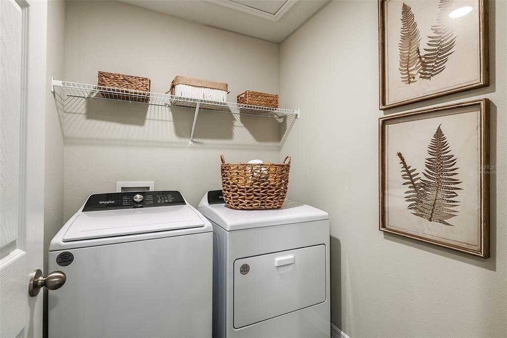 待售: $381,695 (5 贝兹, 3 浴室, 2470 平方英尺)