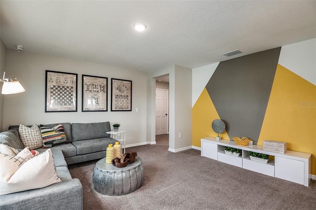 待售: $381,695 (5 贝兹, 3 浴室, 2470 平方英尺)