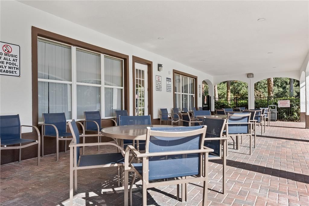 For Rent: $2,450 (3 beds, 2 baths, 1935 Square Feet)