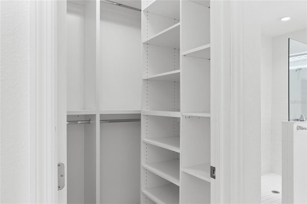 For Rent: $2,450 (3 beds, 2 baths, 1935 Square Feet)