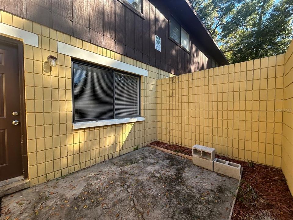 En Renta: $1,250 (2 camas, 1 baños, 900 Pies cuadrados)