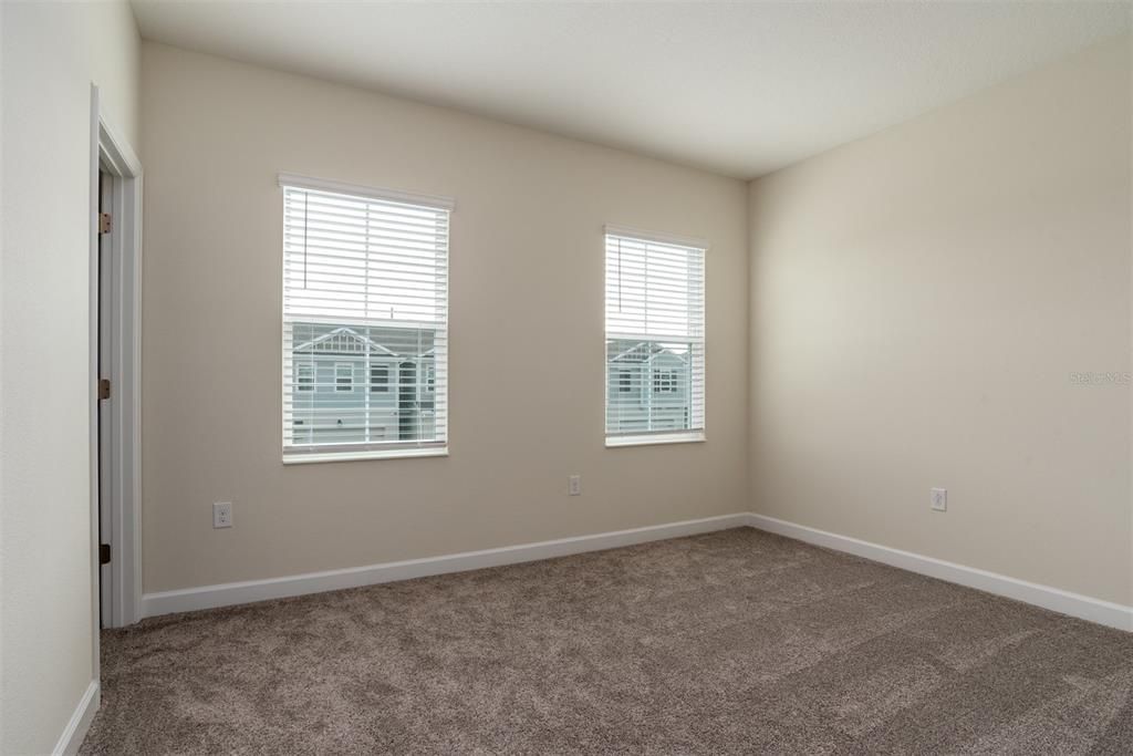 В аренду: $2,550 (3 спален, 2 ванн, 1742 Квадратных фут)