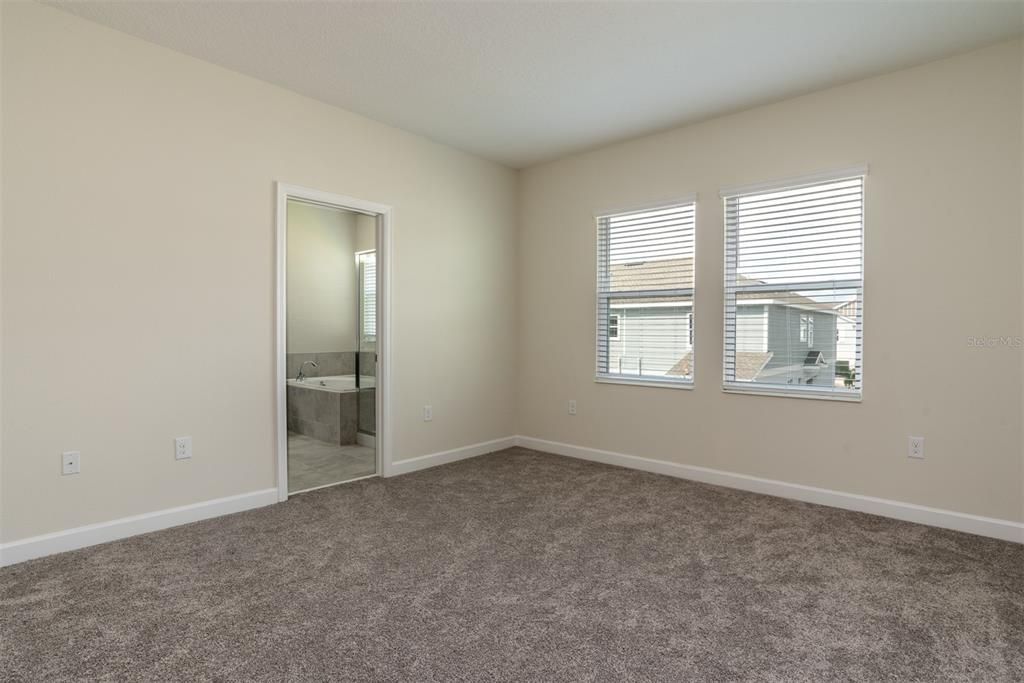 В аренду: $2,550 (3 спален, 2 ванн, 1742 Квадратных фут)