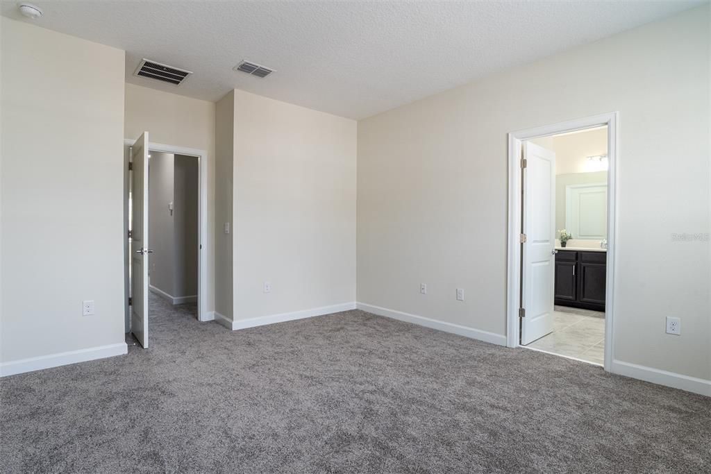 В аренду: $2,550 (3 спален, 2 ванн, 1742 Квадратных фут)