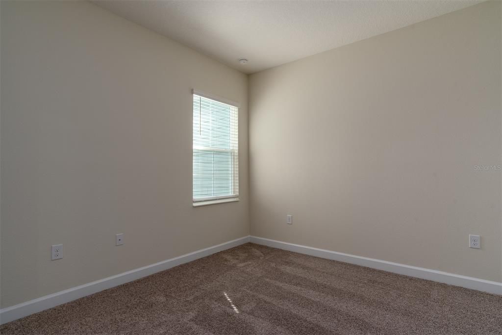 В аренду: $2,550 (3 спален, 2 ванн, 1742 Квадратных фут)