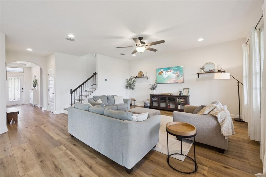 На продажу: $699,900 (5 спален, 4 ванн, 2866 Квадратных фут)