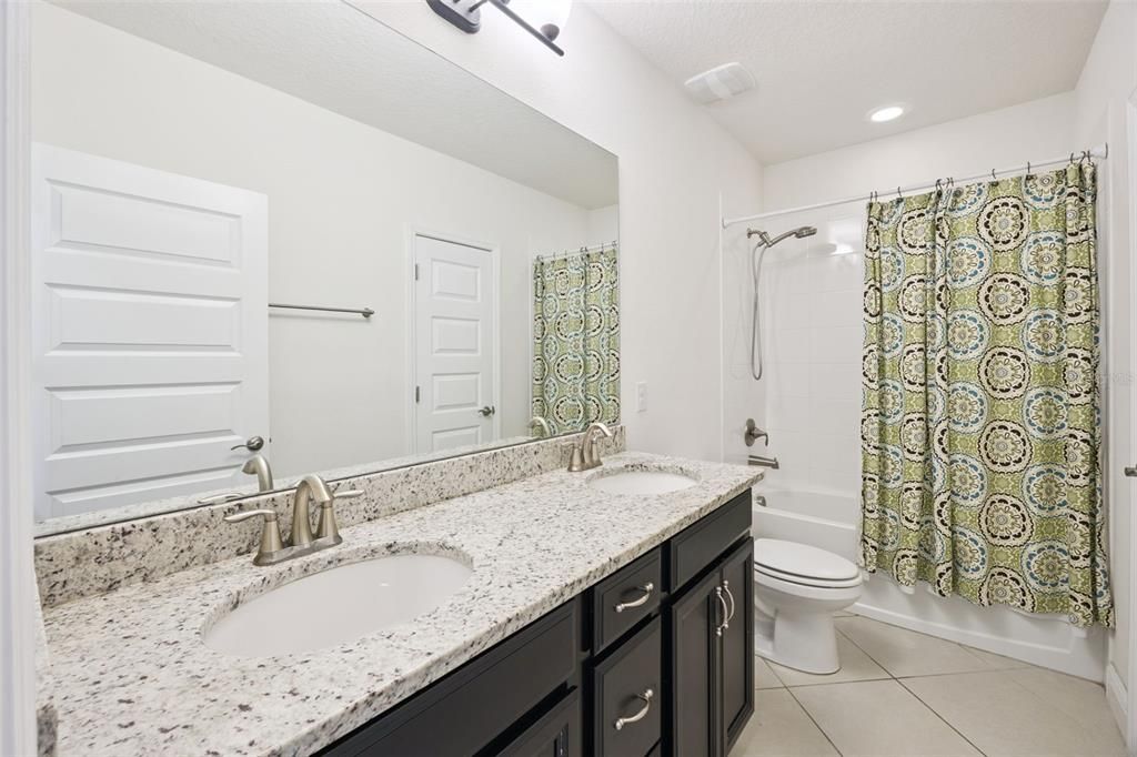 На продажу: $699,900 (5 спален, 4 ванн, 2866 Квадратных фут)