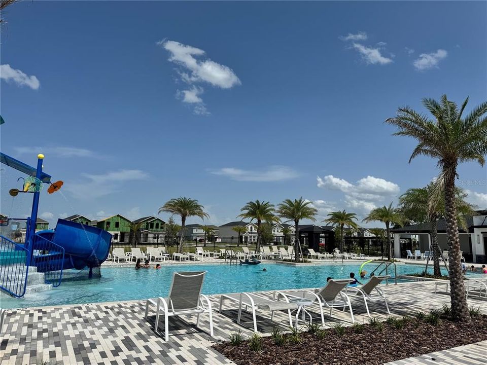 出租: $2,300 (3 贝兹, 2 浴室, 1705 平方英尺)