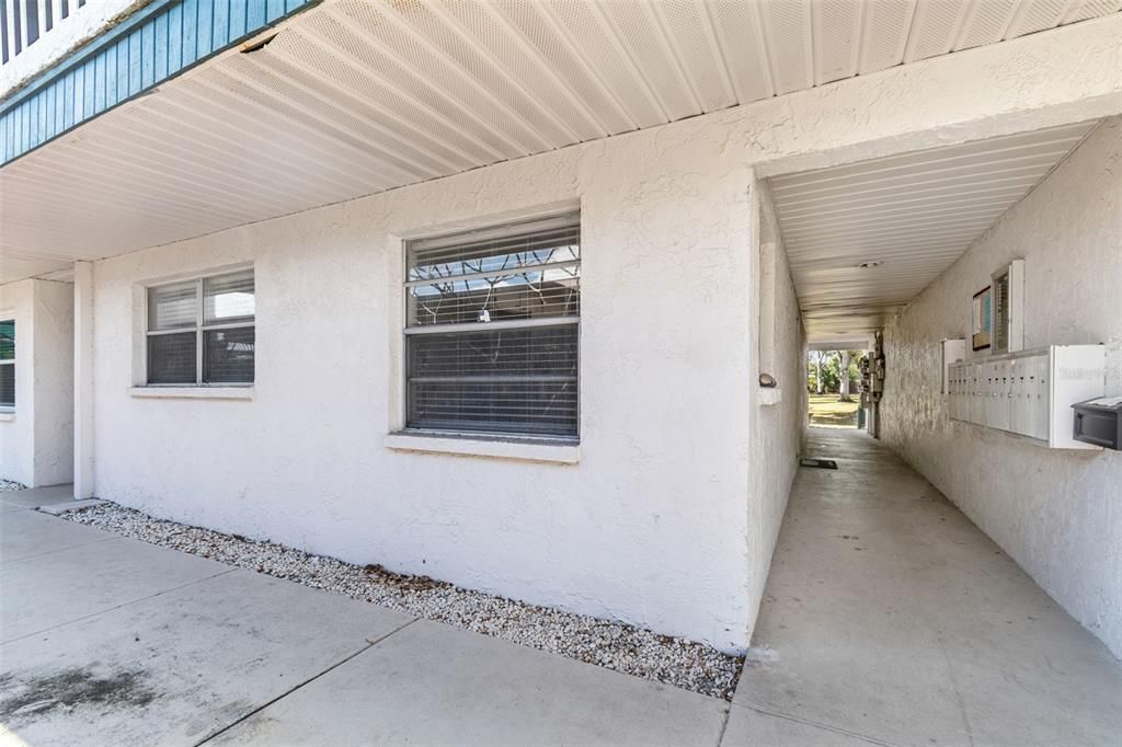 待售: $149,000 (1 贝兹, 1 浴室, 855 平方英尺)