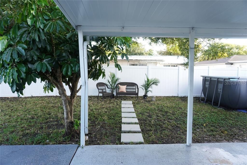 For Sale: $219,999 (2 beds, 2 baths, 1044 Square Feet)