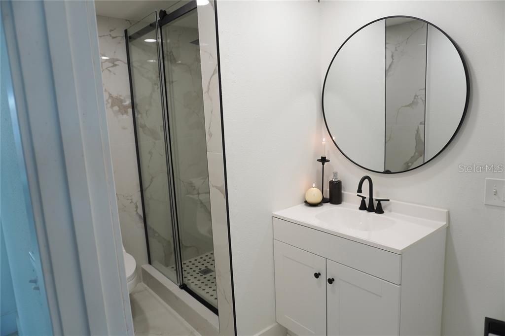 For Sale: $219,999 (2 beds, 2 baths, 1044 Square Feet)