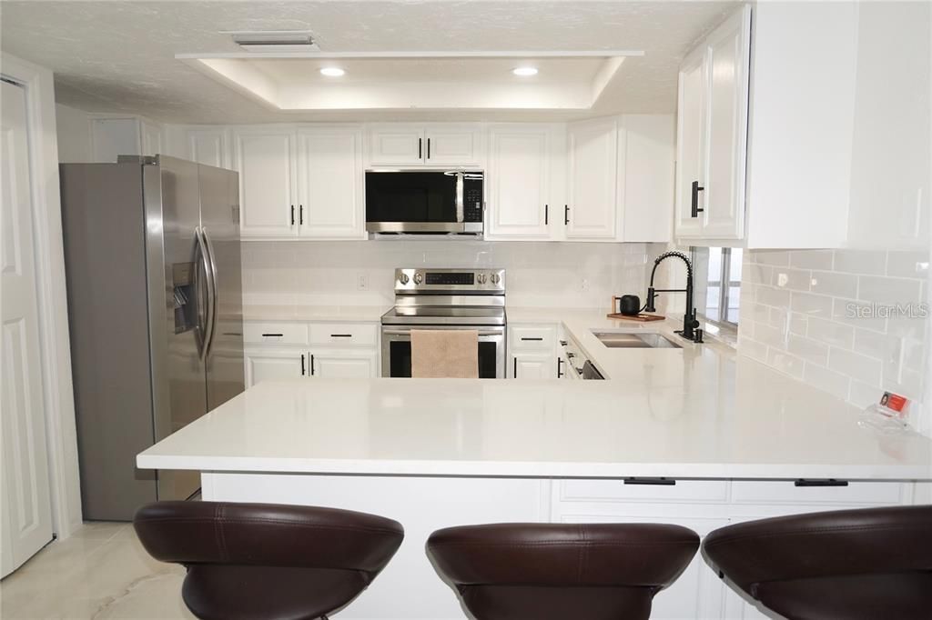 For Sale: $219,999 (2 beds, 2 baths, 1044 Square Feet)