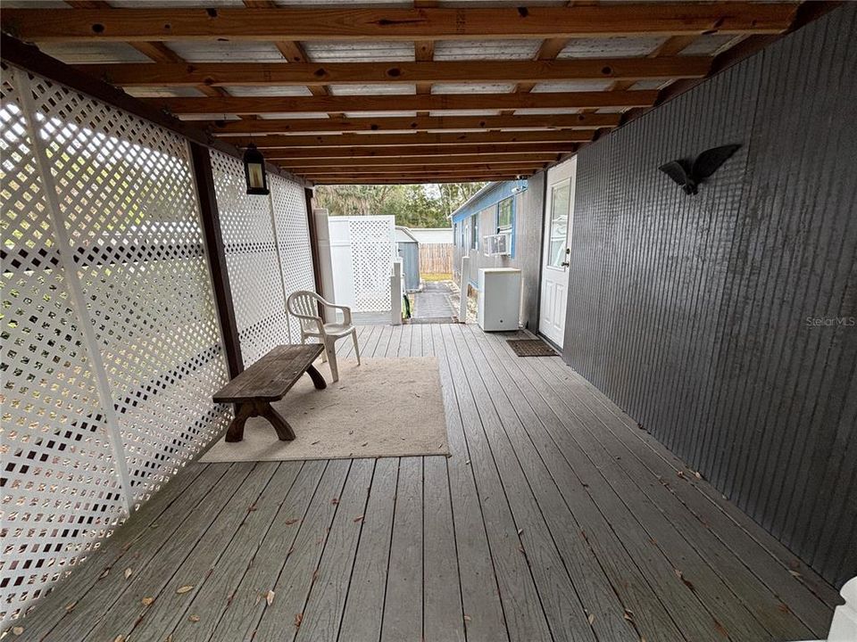 For Sale: $89,900 (2 beds, 1 baths, 784 Square Feet)