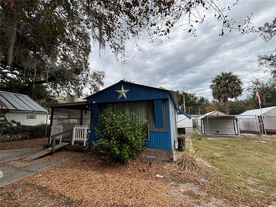 For Sale: $89,900 (2 beds, 1 baths, 784 Square Feet)