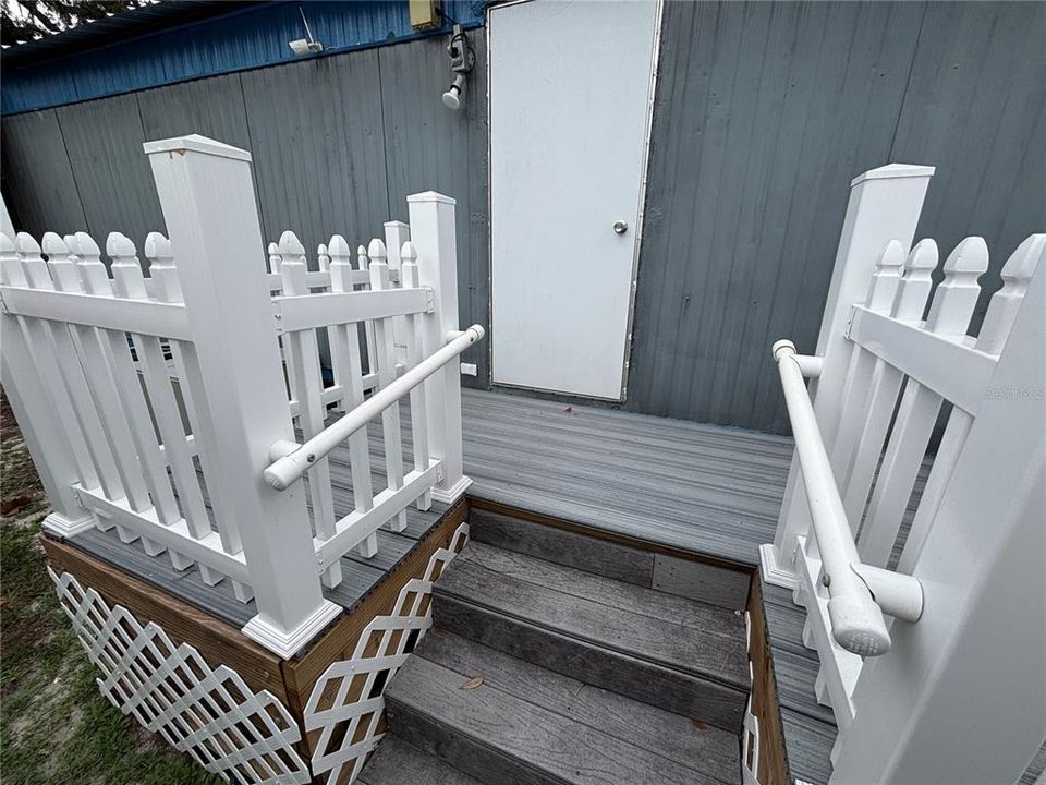 For Sale: $89,900 (2 beds, 1 baths, 784 Square Feet)