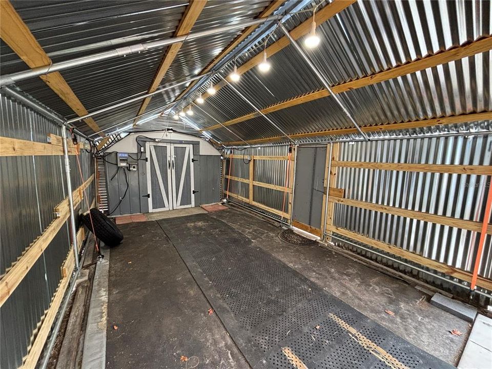 For Sale: $89,900 (2 beds, 1 baths, 784 Square Feet)