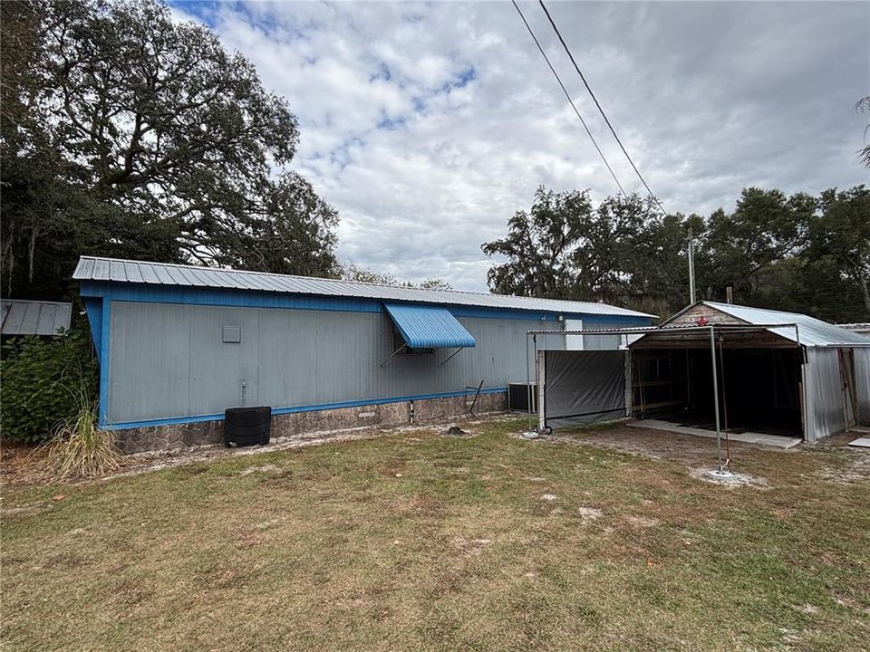 For Sale: $89,900 (2 beds, 1 baths, 784 Square Feet)