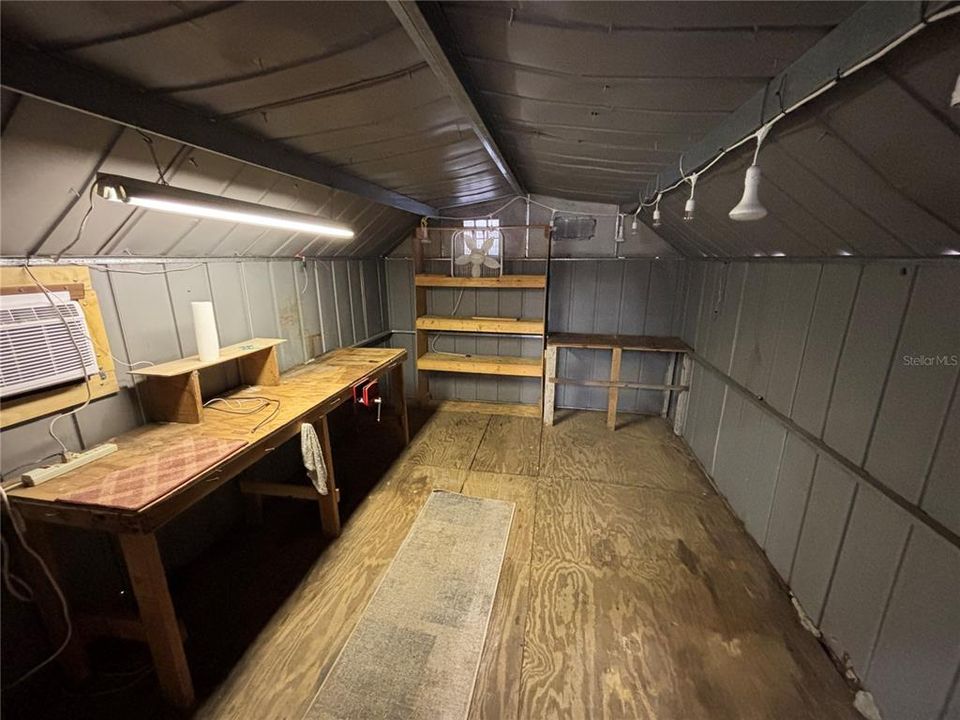 For Sale: $89,900 (2 beds, 1 baths, 784 Square Feet)