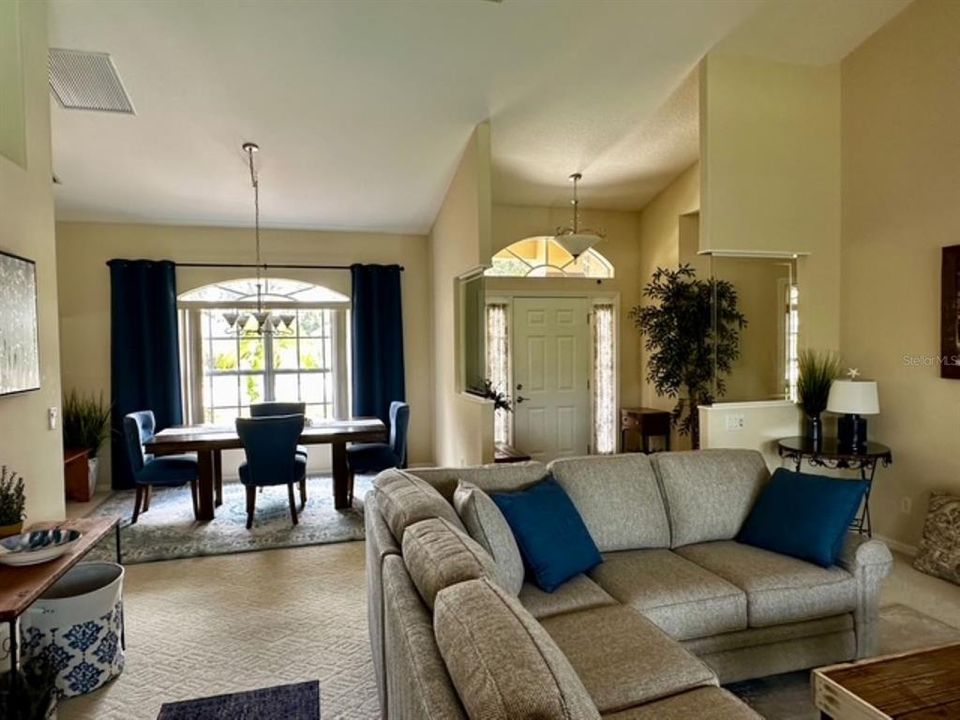 待售: $449,900 (3 贝兹, 2 浴室, 1767 平方英尺)