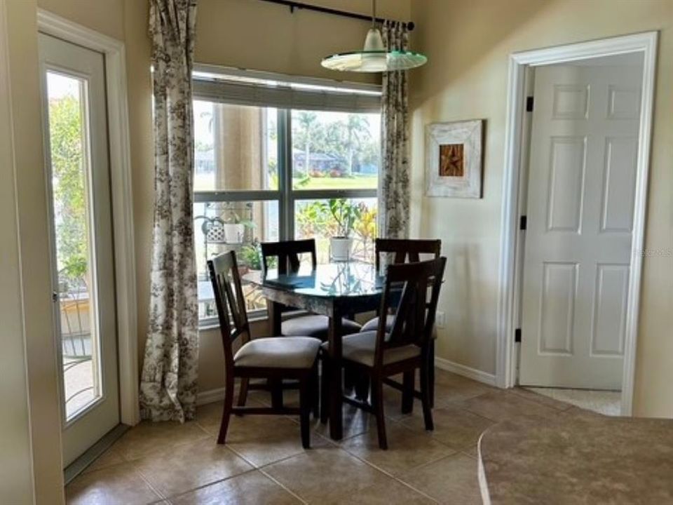 待售: $449,900 (3 贝兹, 2 浴室, 1767 平方英尺)