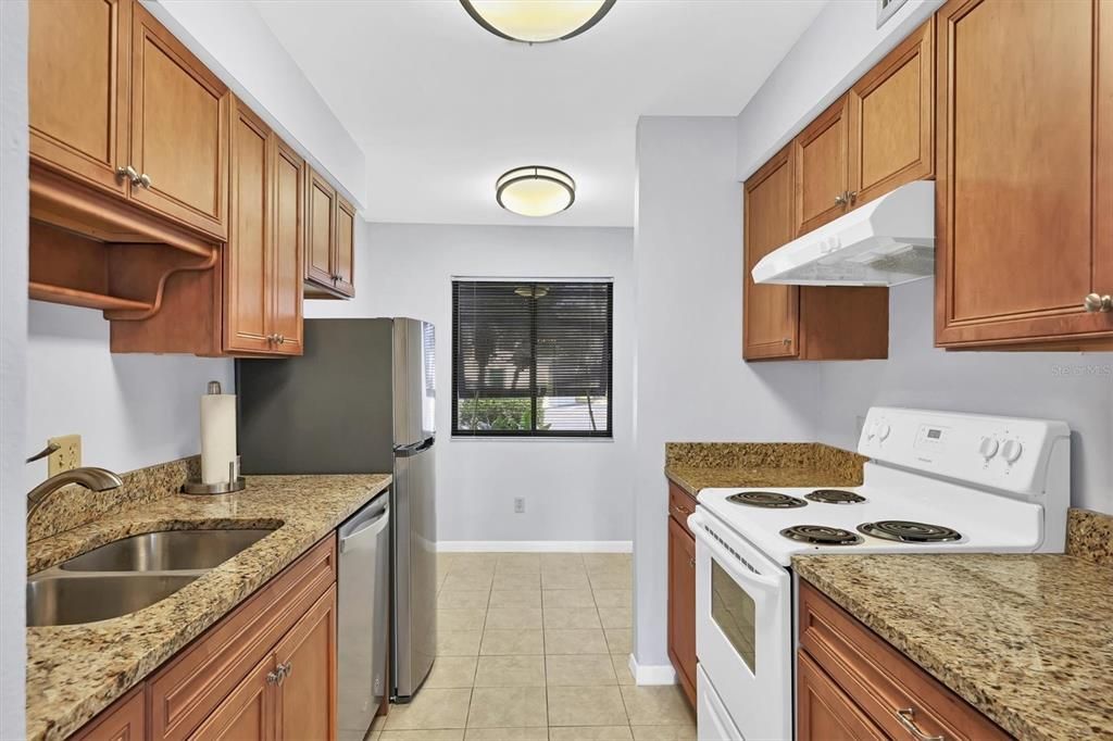 For Rent: $1,975 (2 beds, 2 baths, 1108 Square Feet)